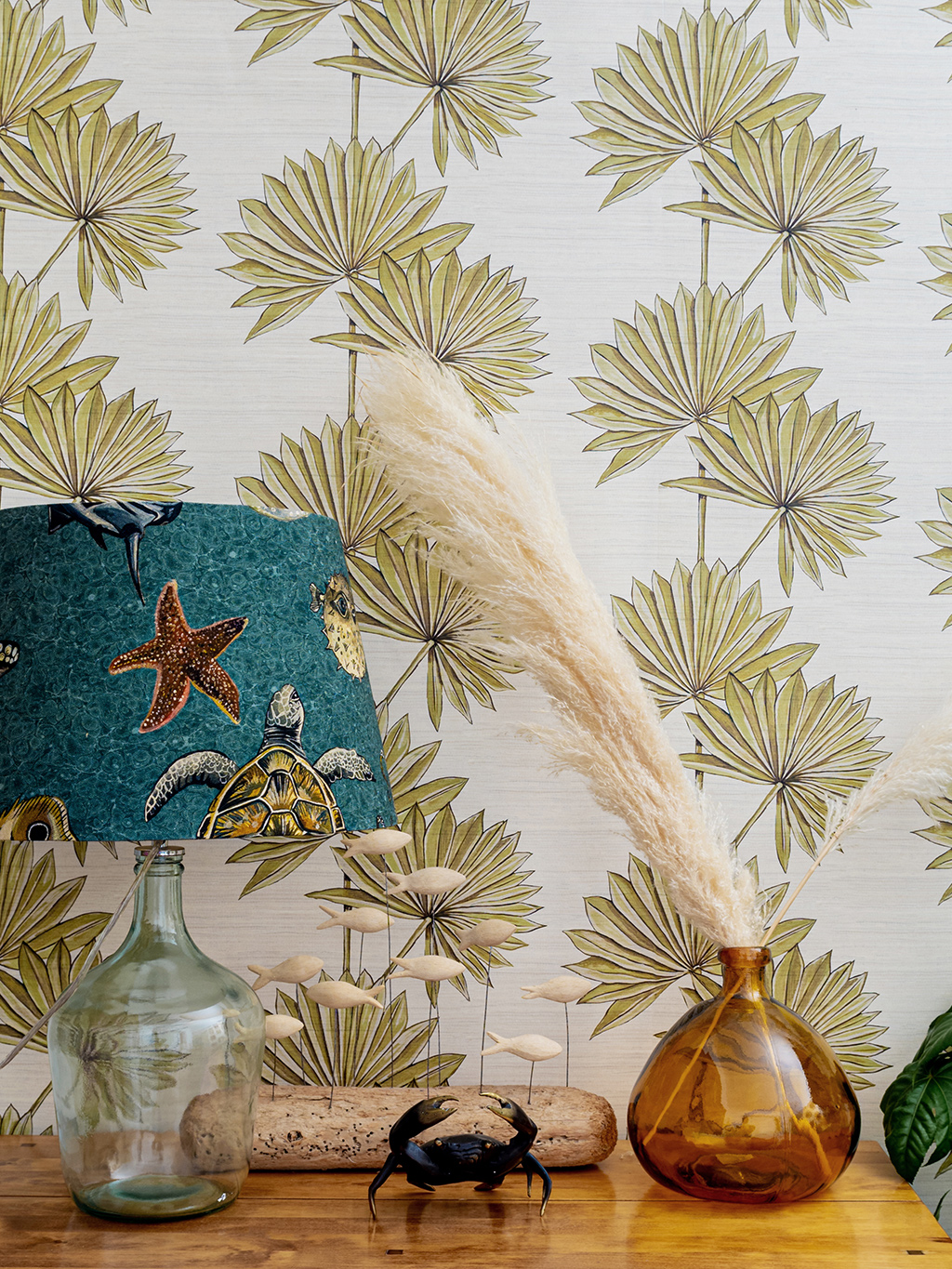 Palmetto Wallpaper in Blanca | Rolle | SW10145.2