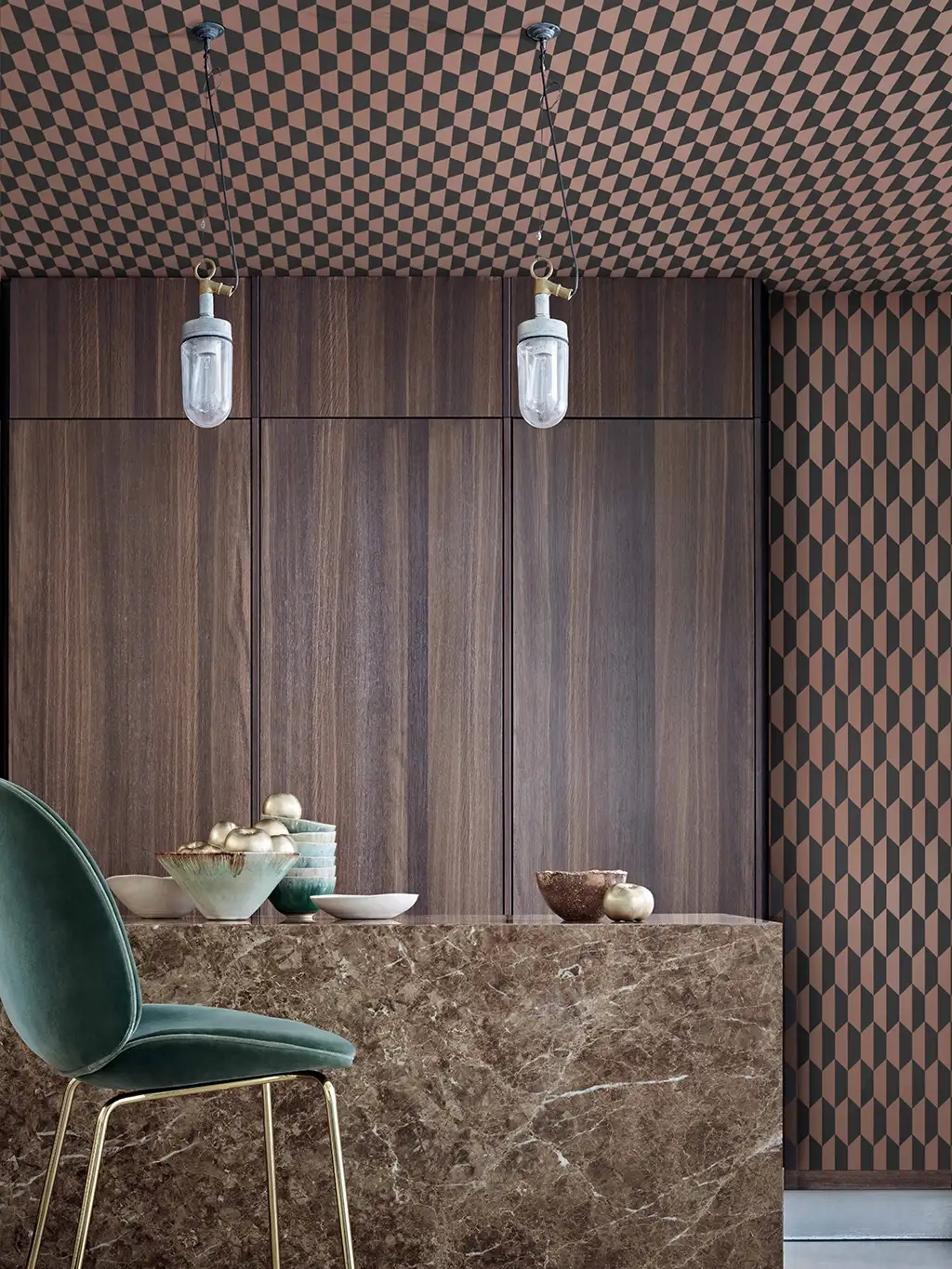Raumbild Petite Tile, col. 2 - Quadrate/Rechtecke - Bronze - Schwarz - Cole & Son