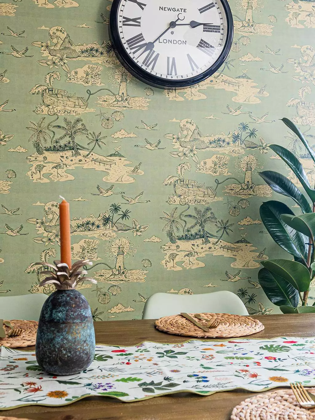 Castaway Wallpaper in Sage-Green