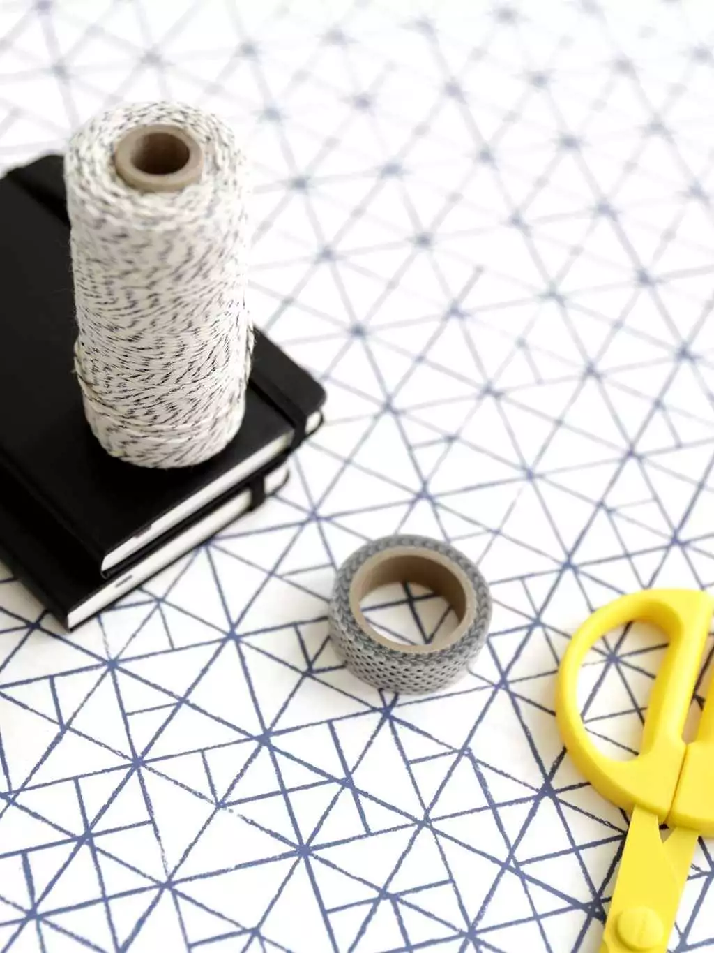 Modular, Indigo - Dreiecke - Linie - Quadrate/Rechtecke - Zeichnungen - Zickzack - Anthrazit - Blau - Weiß - Bien Fait