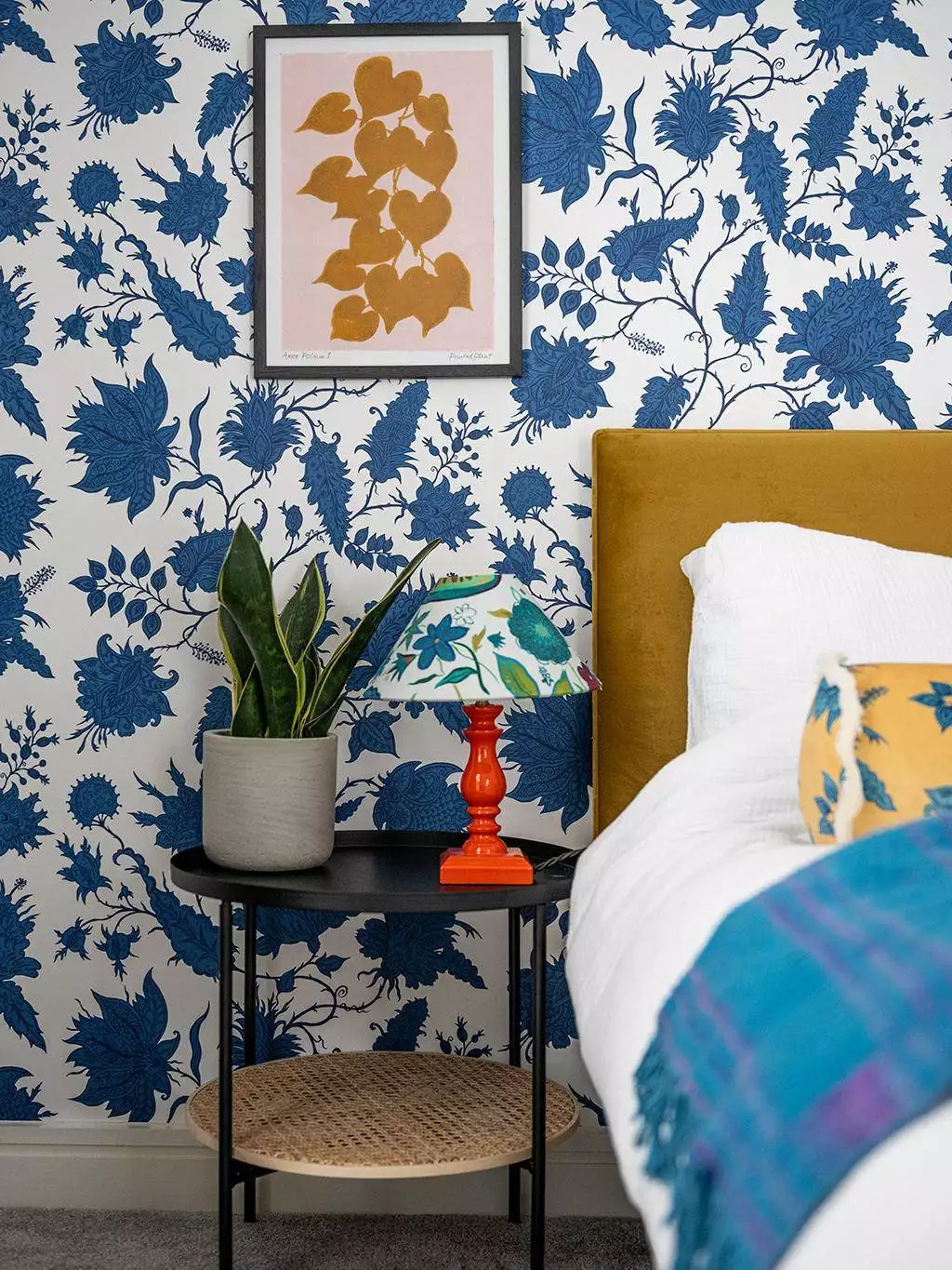 Hermosa Wallpaper in Lapis/Pearl