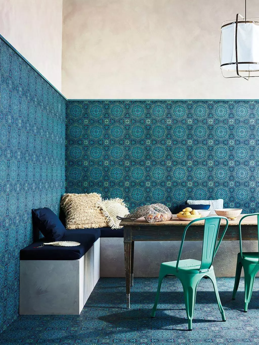 Piccadilly, col. 21 - Blumen - Ornamente Tapeten - Blau - Hellblau - Hellgrün - Rot - Cole & Son