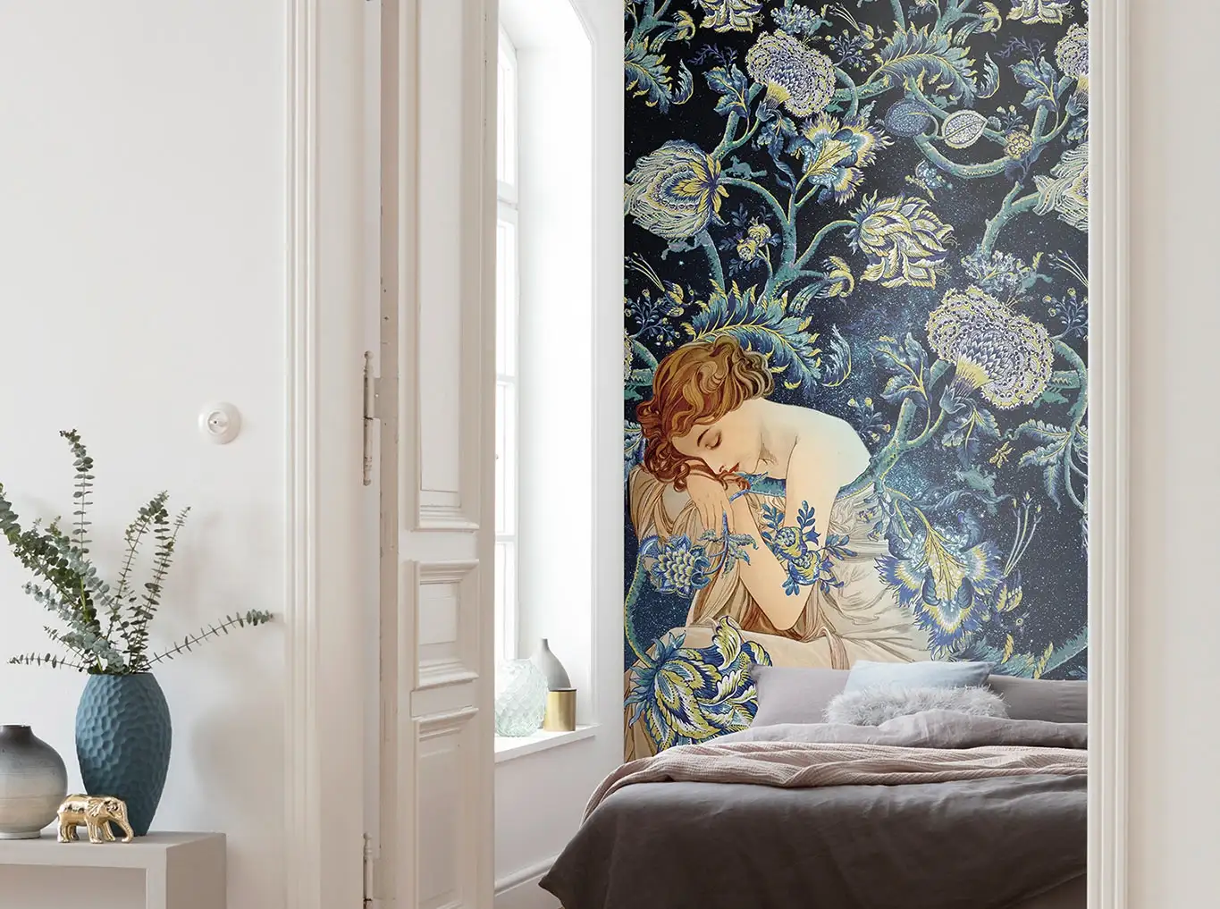 Raumbild Femme DOR, col. 7 - Blumen - Figuren - Gesichter - Jugendstil - Multicolor - Komar.Vlies