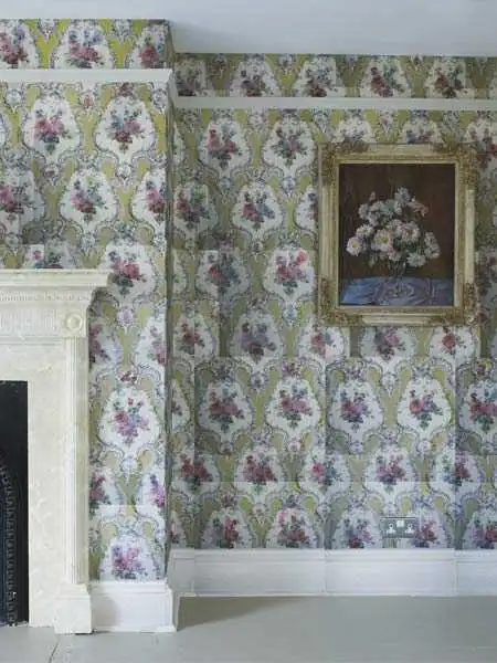 Farm House Floral - Blumen - Ornamente Tapeten - Gelb - Multicolor - Deborah Bowness