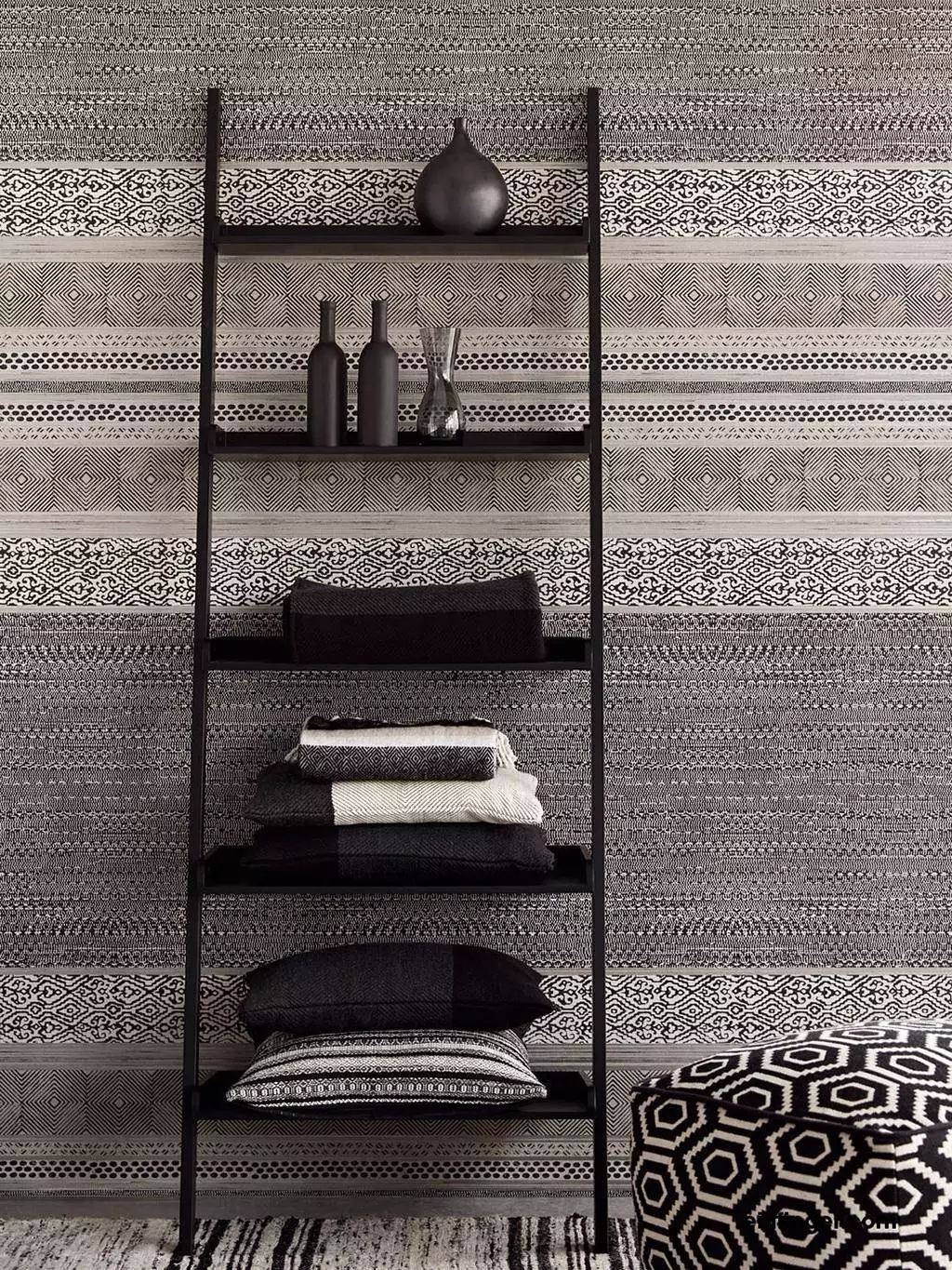 Zenobius, col. 3 - Orientalisch - Patchwork - Stofftapeten - Teppich - Anthrazit - Creme - Silber! - Eijffinger