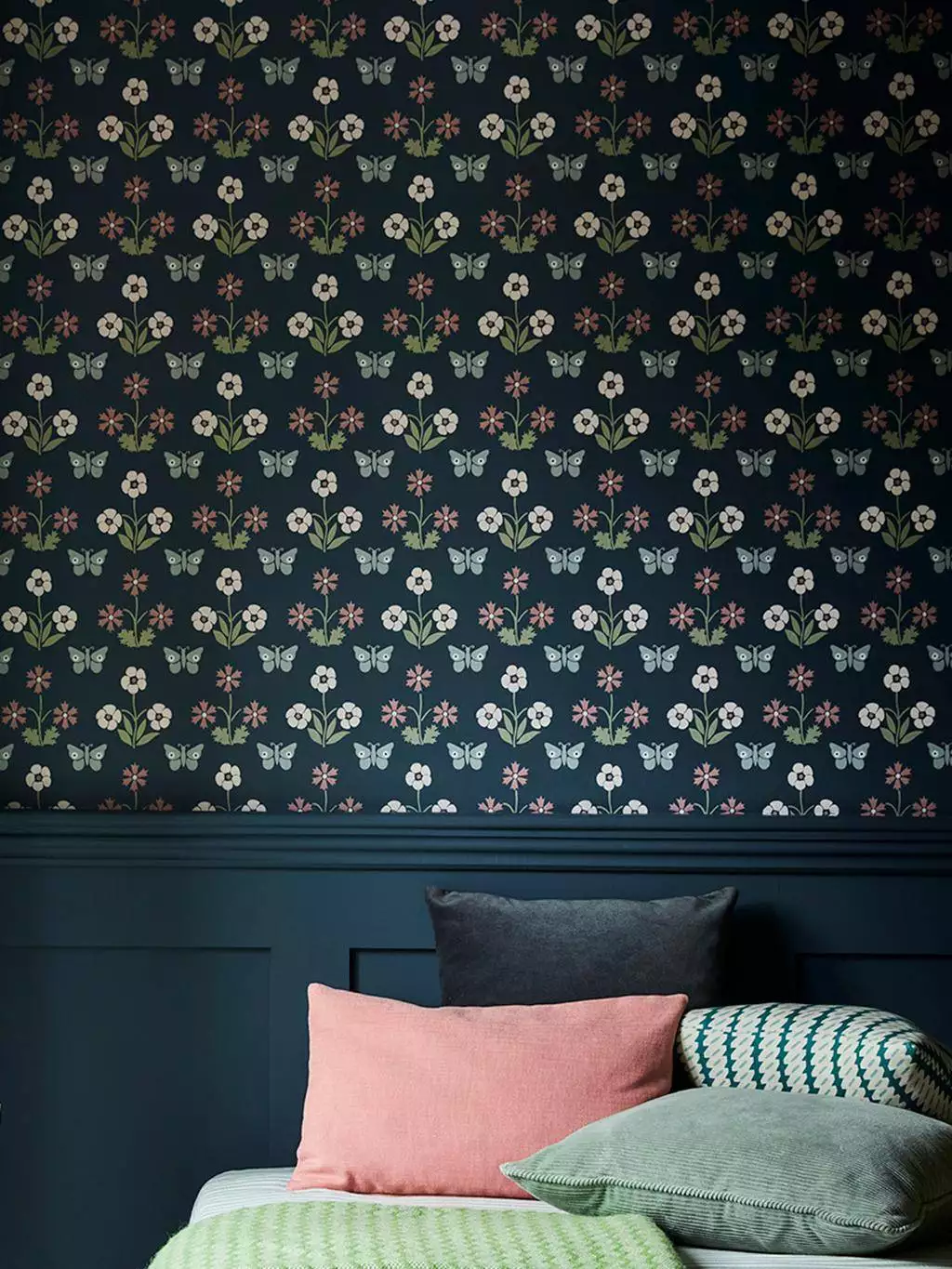 Burges Butterfly, Hicks Blue