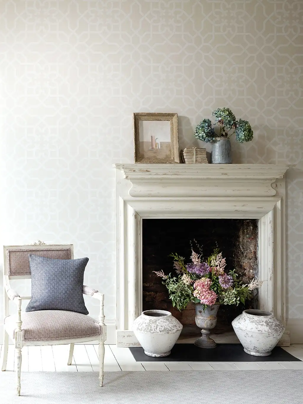 Raumbild Mawton, col. 8 - Ornamente Tapeten - Creme - Weiß - Sanderson