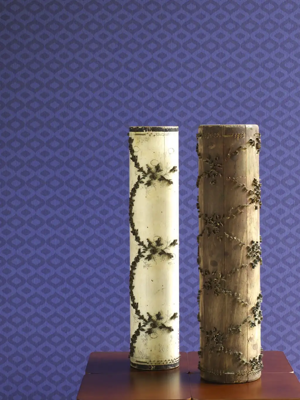 Raumbild Vendome, col. 5 - Struktur - Lila - Texdecor