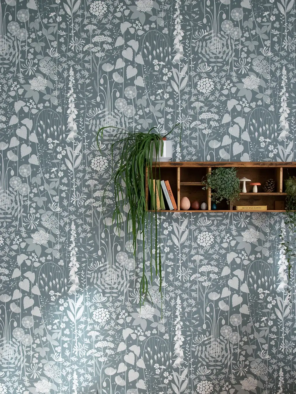 Hedgerow Wallpaper in Furling