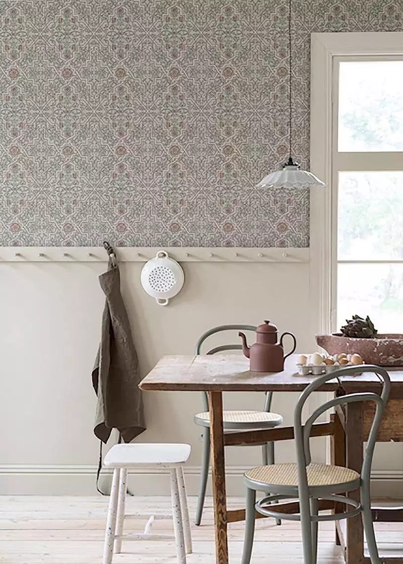 Rosenvinge, col. 1 - Blumen - Ornamente Tapeten - Ranken - Anthrazit - Creme - Grün - Rosa - Borastapeter