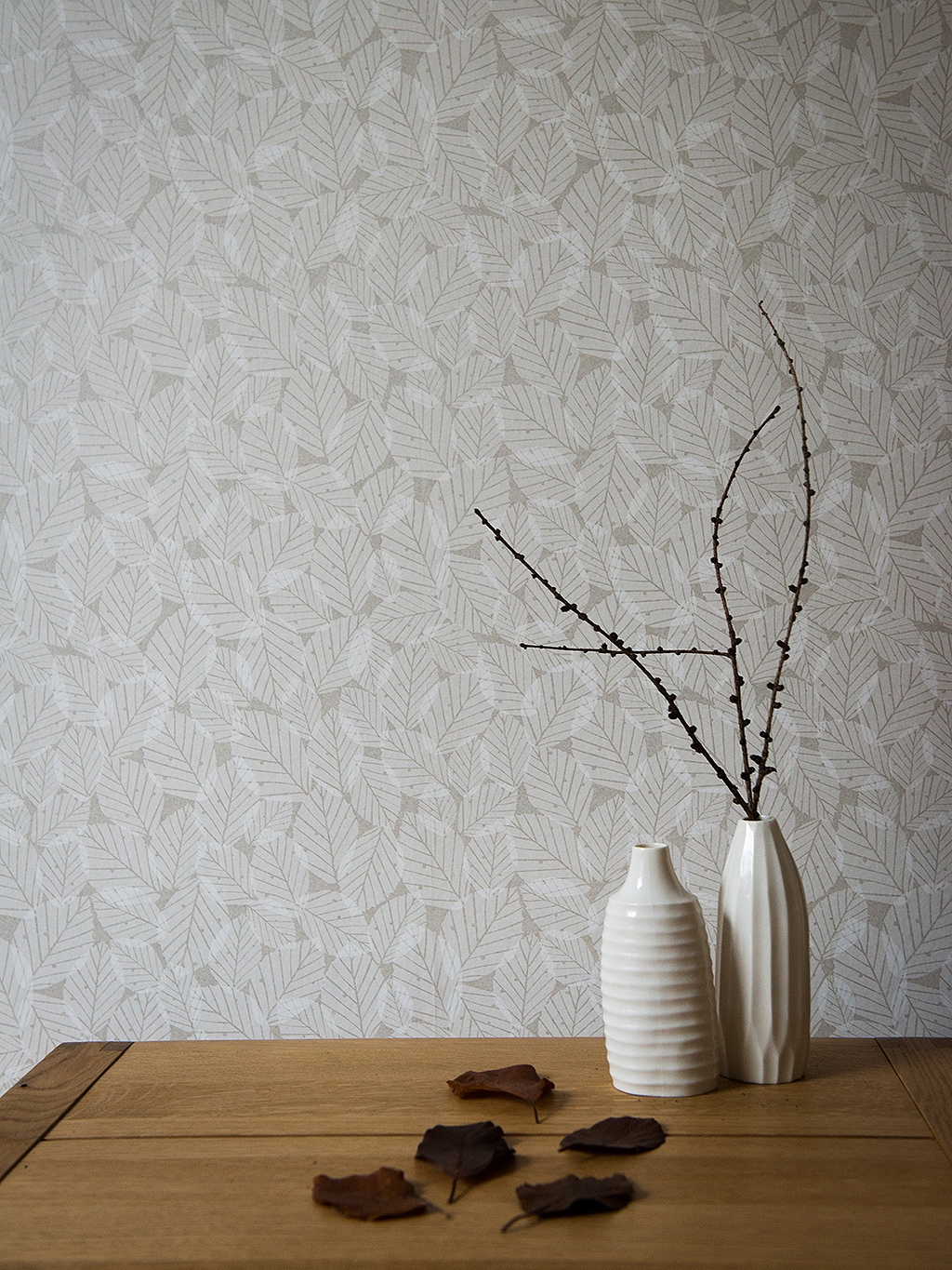Beech Leaves Wallpaper in Pebble - muster papier