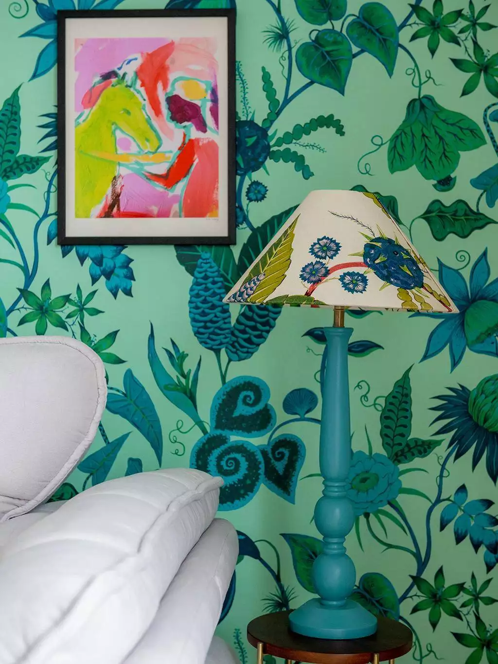 Vida Wallpaper in Amazonite-Turquoise - Blumen - Blätter - Florale Muster - Grün - Türkis - Wear the walls