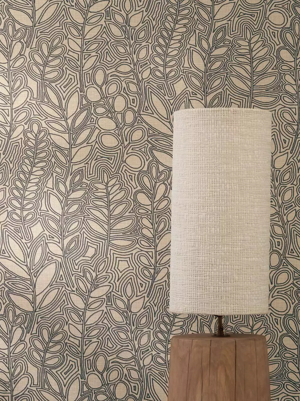 Astragale, col. 18 - Blumen - Blätter - Florale Muster - Anthrazit - Creme - Casamance