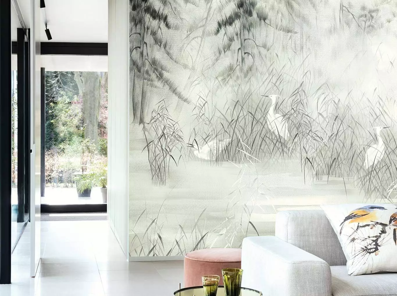 Nuage Lake, col. 01 - Asia - Bäume - Landschaft - Tapeten mit Vogelmotiven - Tier Tapeten - Anthrazit - Creme - Masureel