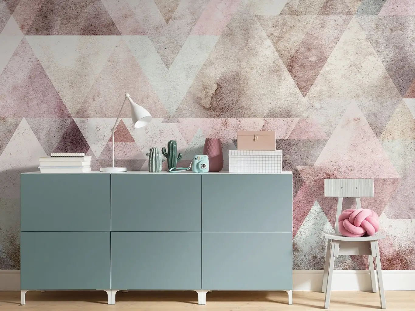 Triangles Red - Graphisch - Multicolor - Komar.Vlies