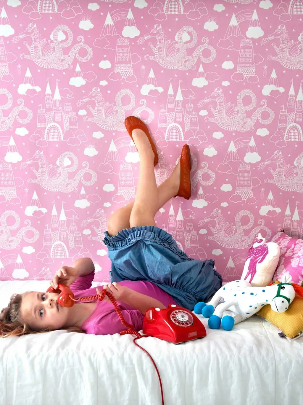 Dragon Sky, col.03 - Drachen - Gebäude - Wolken - Majvillan AB