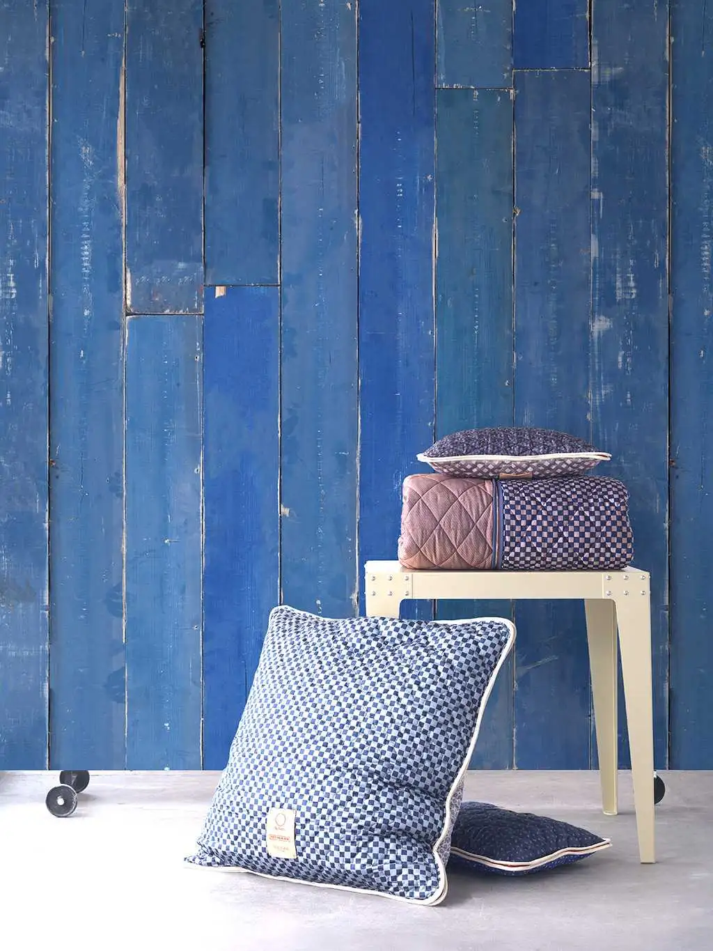 Scrapwood, col. 36 - Holzdesign / Holzoptik - Holzdesign / Holzoptik: - Blau - Hellbraun - NLXL