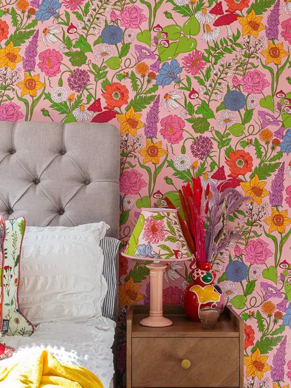 Bloom Wallpaper in Flamingo-Pink