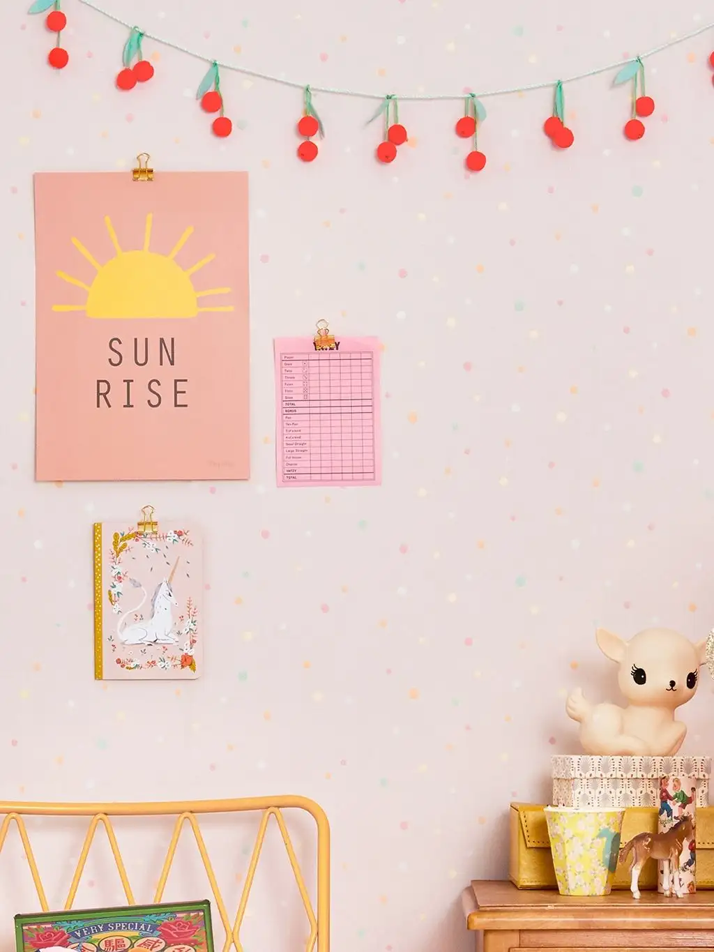 Stardust, lovely pastel pink - Punkte Tapeten - Gelb - Hellgrün - Ocker - Rosa - Majvillan AB