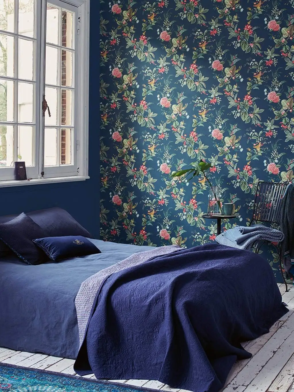 Floris Flowers. col. 6 - Blumen - Blätter - Tapeten mit Vogelmotiven - Tier Tapeten - Multicolor - Pip Studio