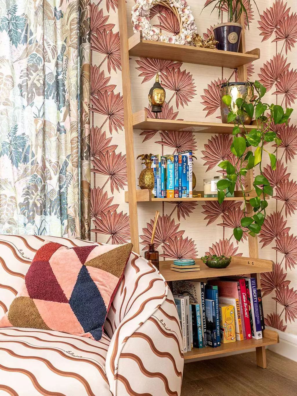Palmetto Wallpaper in Rosa-Pink - Blätter - Anthrazit - Creme - Rot - Wear the walls