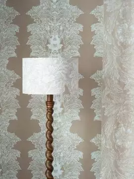 Cornice Crown Wallpaper