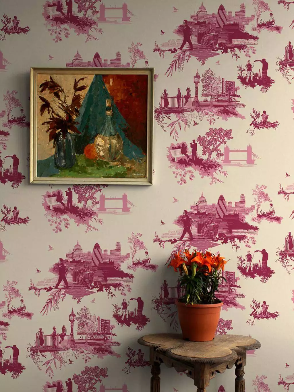 London Toile, col. 01 - Bäume - Figuren - Ornamente Tapeten - Stadt - Creme - Pink - Rot - Timorous Beasties