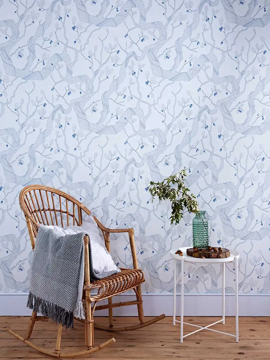 Oak Tree, First Light - Bäume - Blau - Hellblau - Abigail Edwards