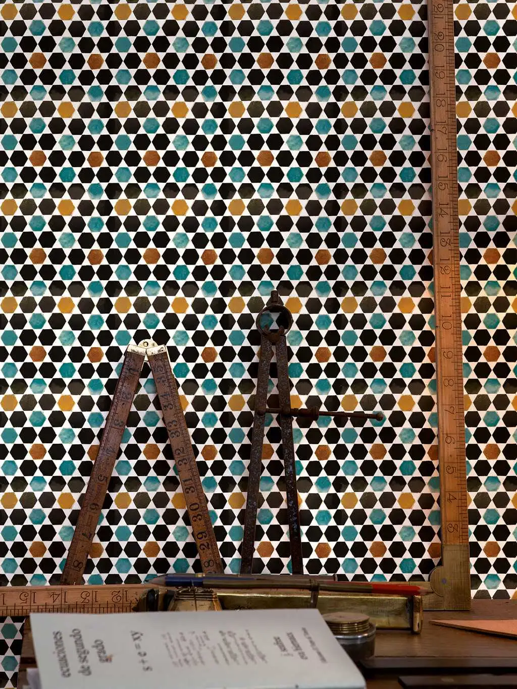 Flamenco - Fliesen - Formen - Kachel &amp - Ocker - Schwarz - Türkis - Weiß - COORDONNÈ