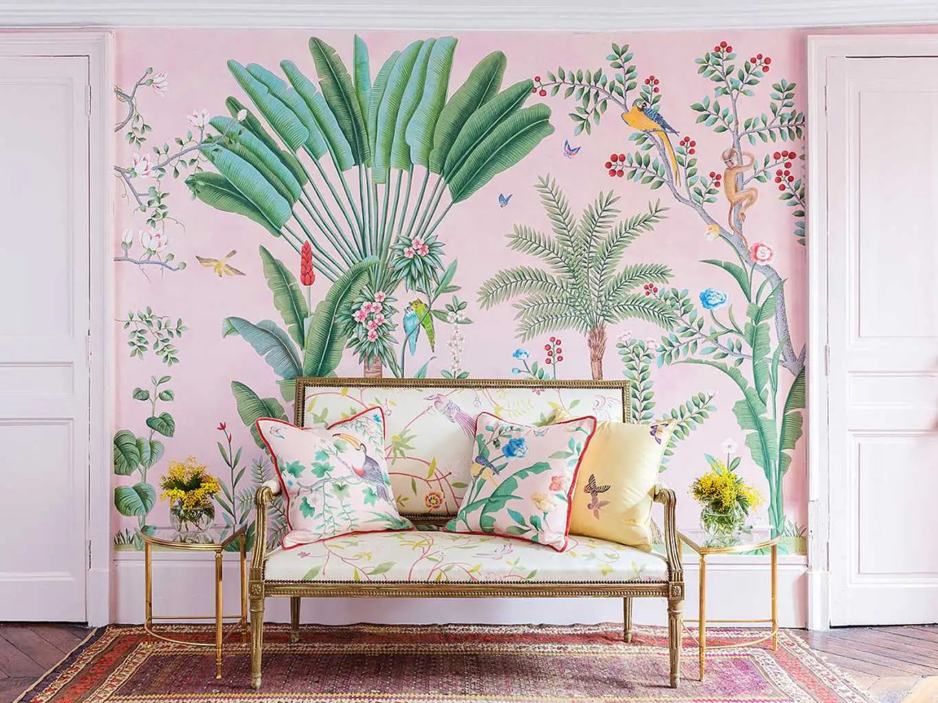 de Gournay - Amazonia - Blumen - Blätter - Tapeten mit Vogelmotiven - Tier Tapeten - Äste - Multicolor - Rosa - de Gournay
