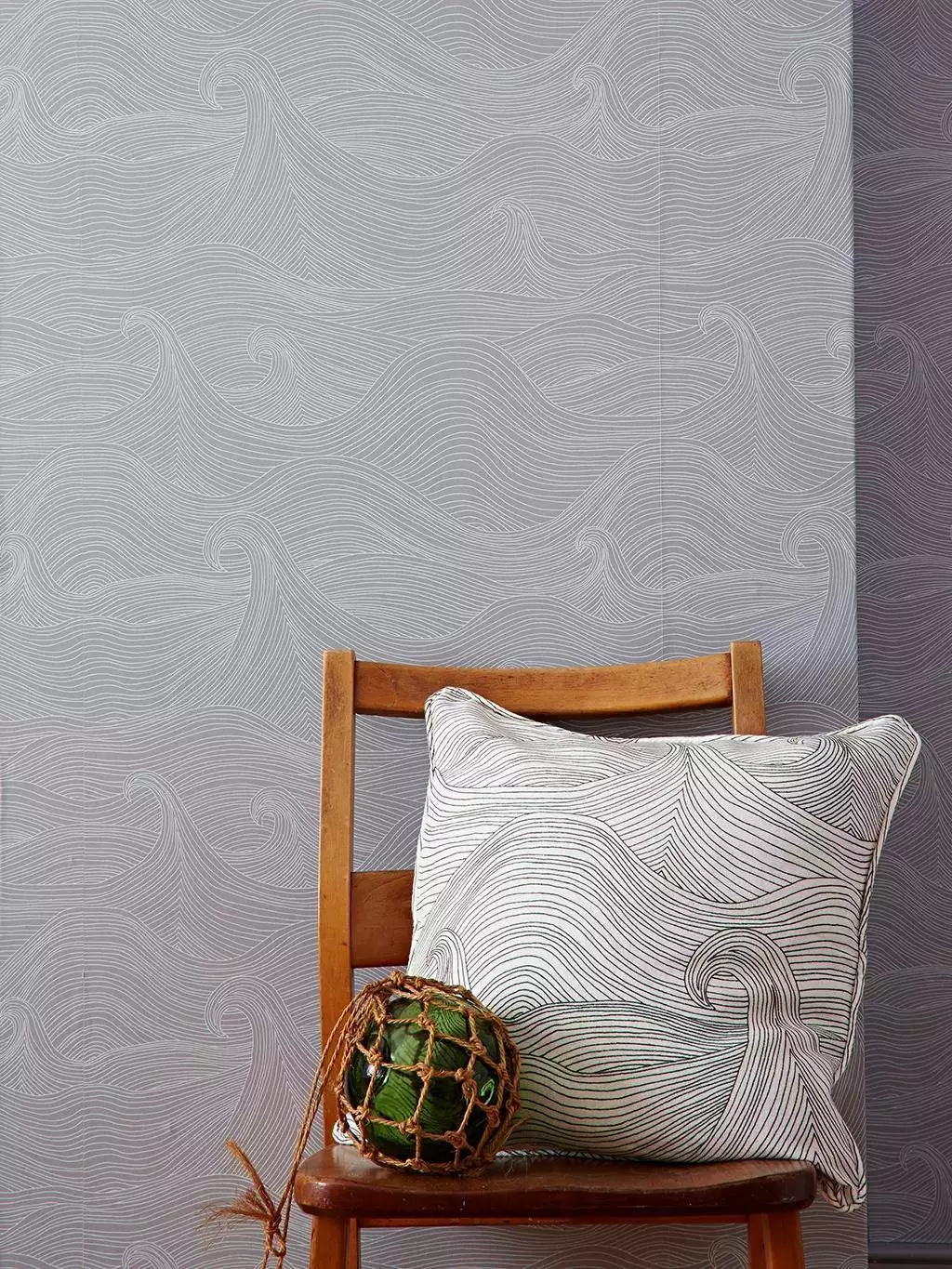 Seascape, Dusk - Wellen - Grau - Weiß - Abigail Edwards