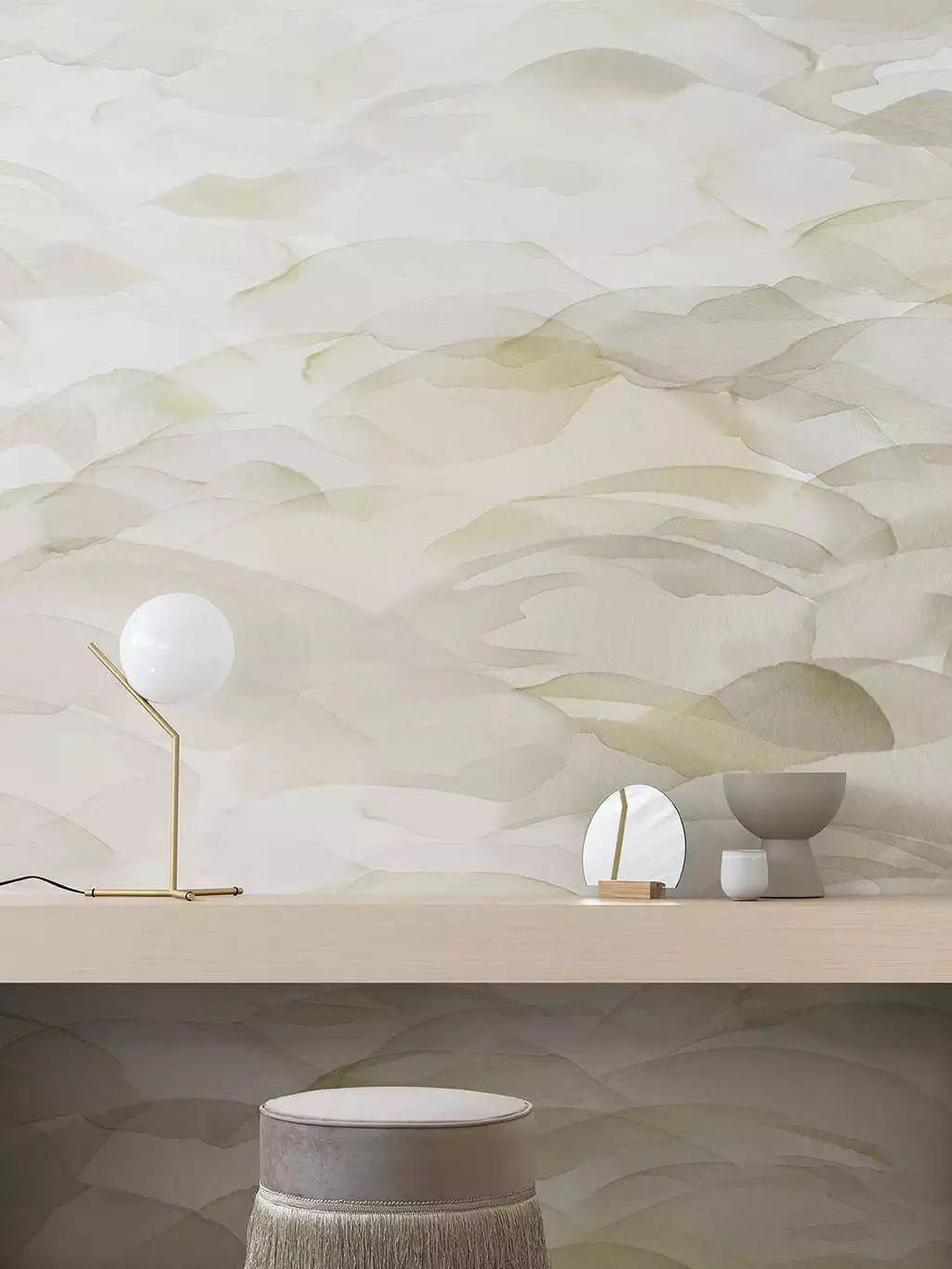 Dune Wallpaper, col. Fog - Aquarell - Moderne Muster - Beige - Creme - Hellgrün - Emma Hayes