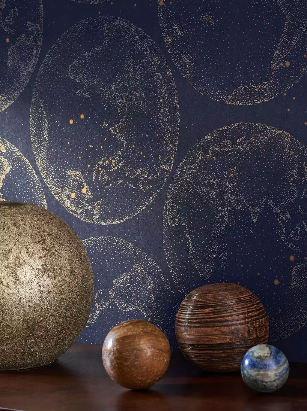 Gallee, col. 08 - Moderne Muster - Weltkarten auf Tapete - Blau - Gelb - Gold - Casadeco