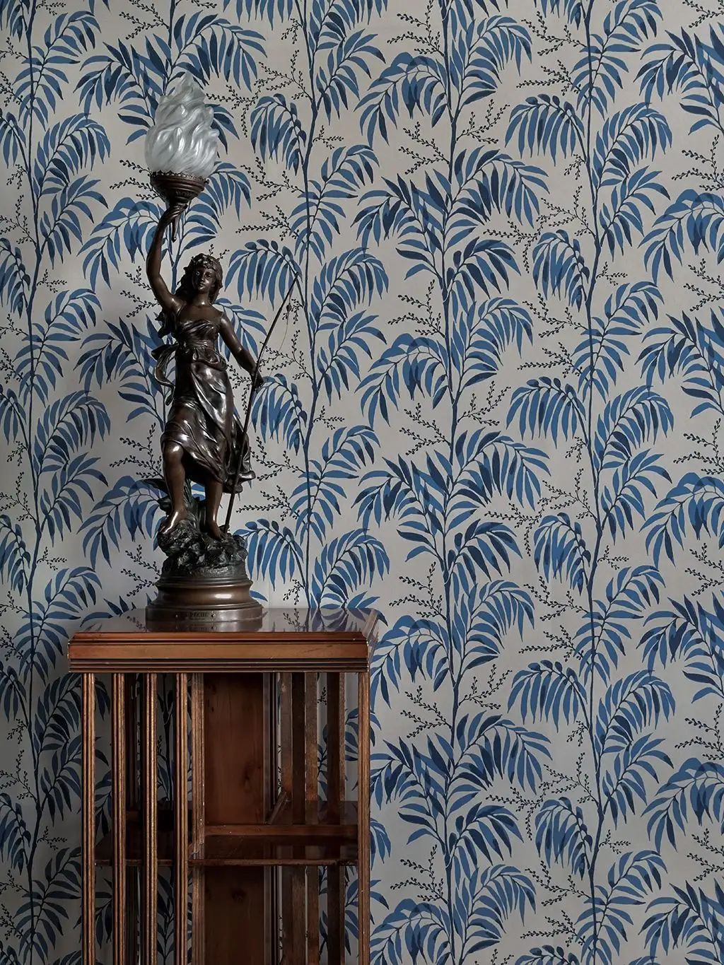 CASABLANCA AFTERNOON INDIGO - Blätter - Blau - Creme - LÅNGELID / VON BRÖMSSEN