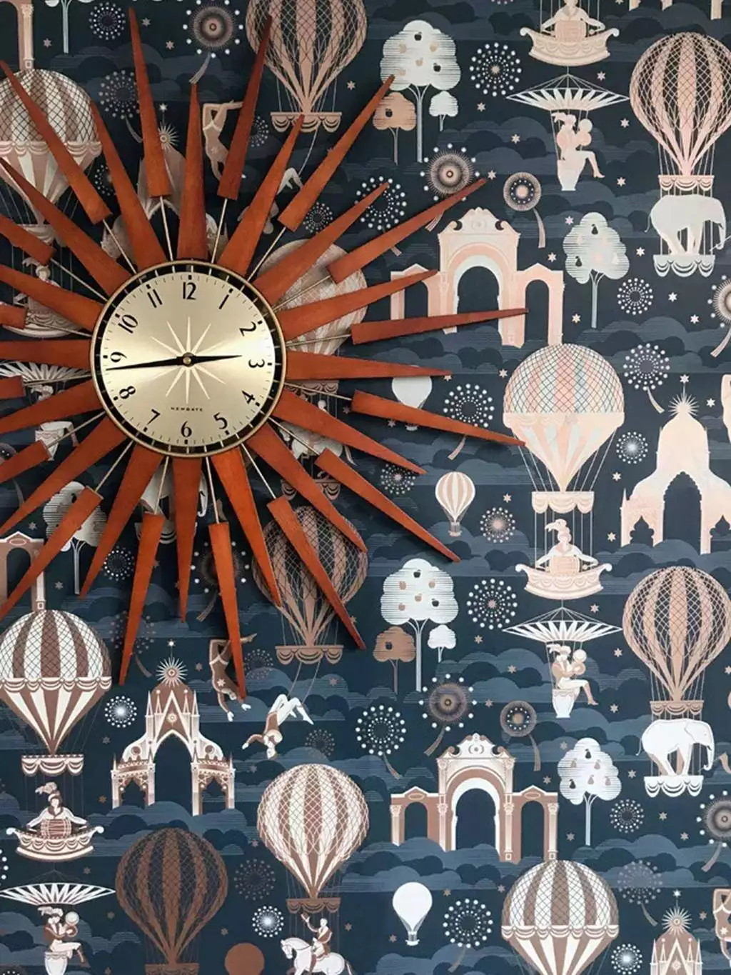 Pleasure Gardens, midnight copper - Animal Print - Ballons - Bäume - KinderTapeten - Tiere - Blau - Kupfer - Silber! - Mini Moderns