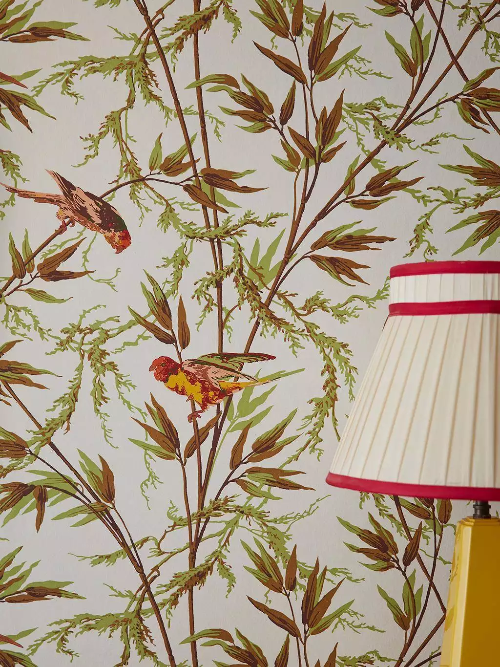 Great Ormond St., Galette - Blätter - Bäume - Exotische Tapeten - Vögel - Creme - Multicolor - Little Greene