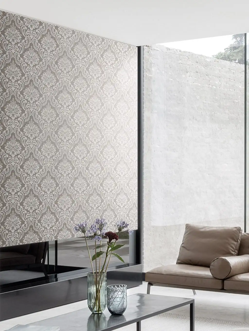 Lacrecia Oyster - Blumen - Ornamente Tapeten - Creme - Grau - Masureel