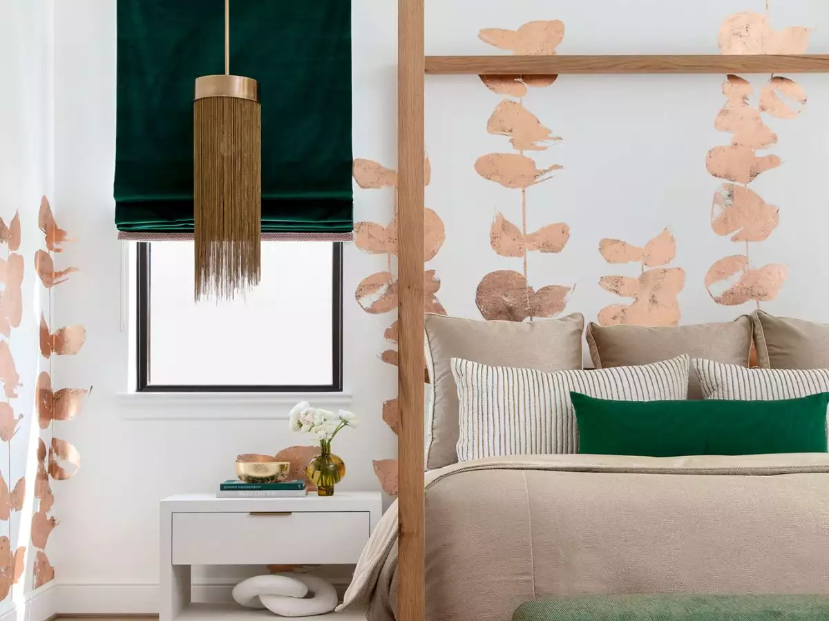 Brand-Page2-Columbia-Road-Copper-lifestyle-3