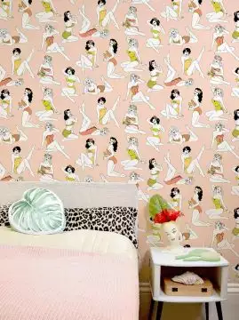 Pin-Up Wallpaper, peachy keen