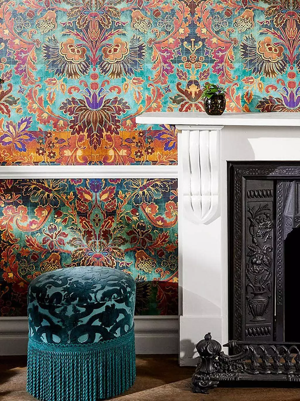 Andastra Wallpaper - Amazonite - Blumen - Blätter - Florale Muster - Früchte - Multicolor - House of Hackney