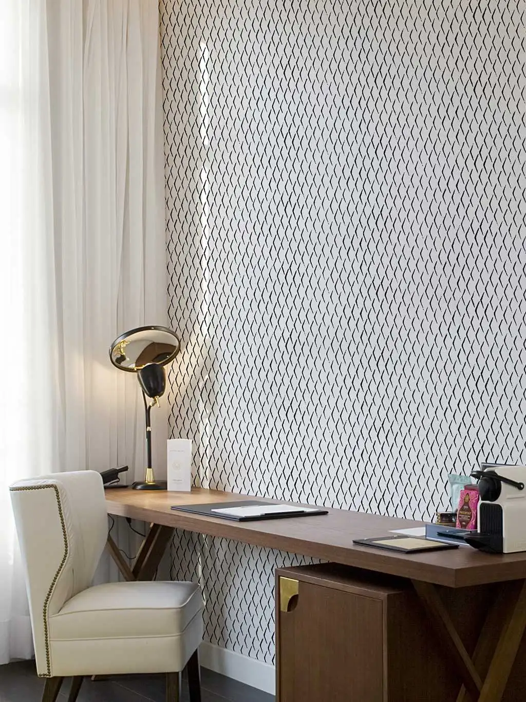 Ecailles, col.01 - Struktur - Creme - Schwarz - Weiß - Tres Tintas