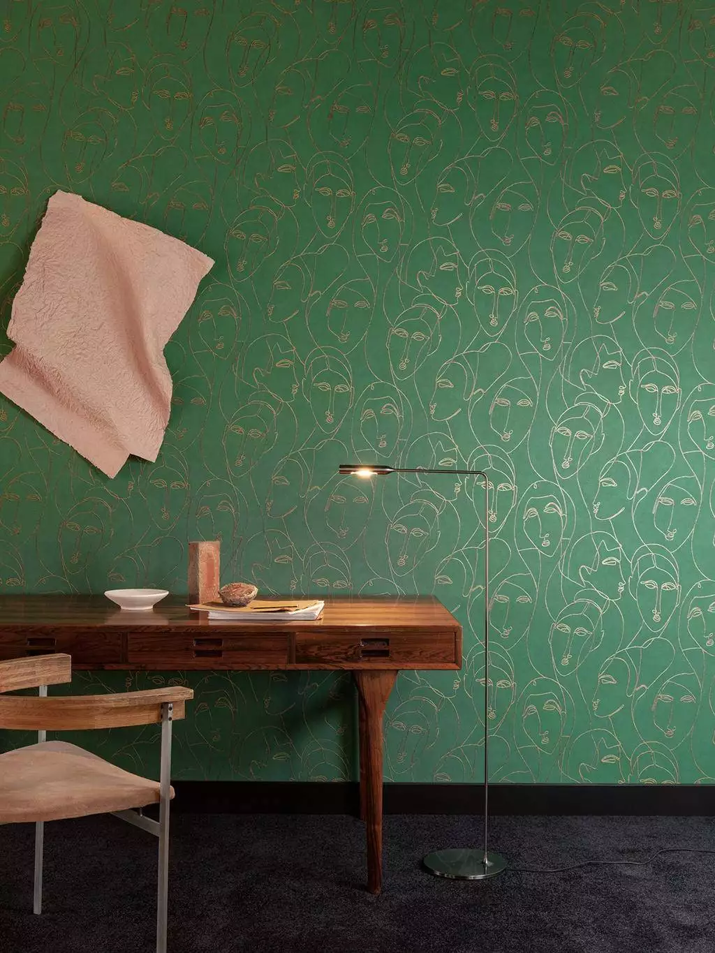 Nefertiti Amazon - Figuren - Gesichter - Anthrazit - Gold - Grün - Masureel