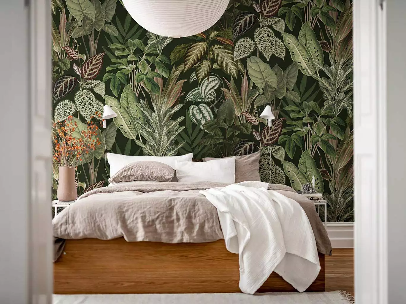 Mischievous Jungle, lush Mischievous Jungle, lush