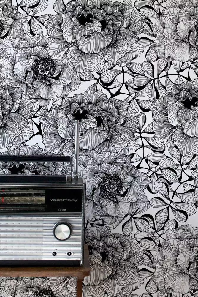 Rose Flower, Silver - Blumen - Schwarz - Weiß - Camilla Meijer