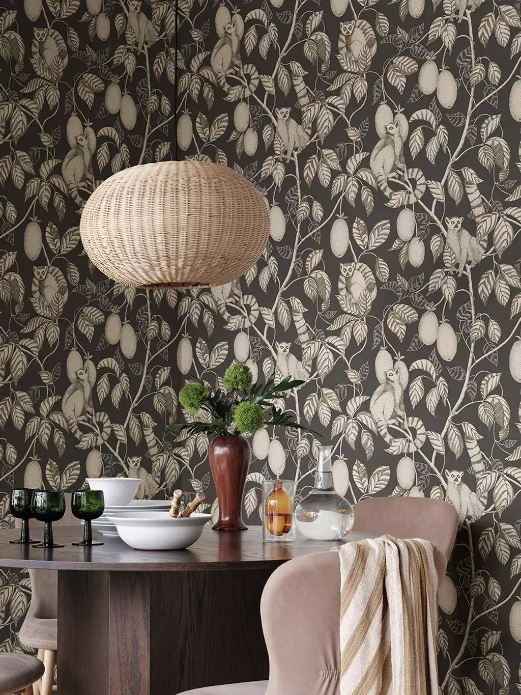 Elliot, col. 31 - Blätter - Früchte - Obst - Ranken - Tiere - Anthrazit - Sandberg