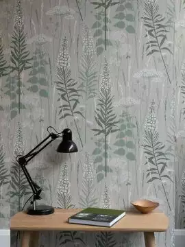 Wild Edge wallpaper in Nettle