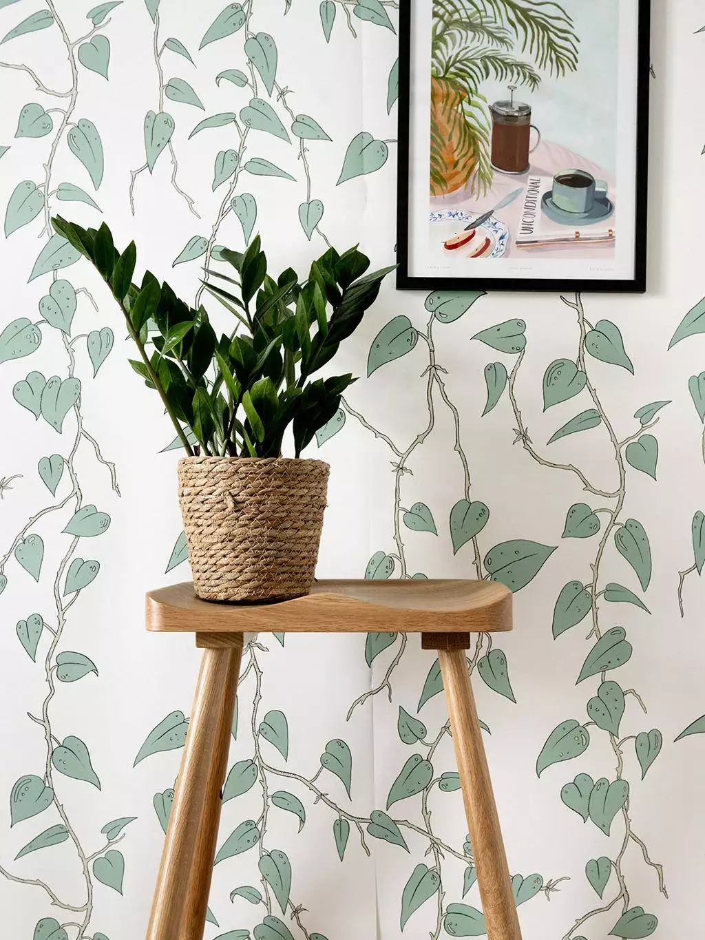 Cascada Wallpaper in Chalk-White - Blätter - Florale Muster - Creme - Hellgrün - Wear the walls