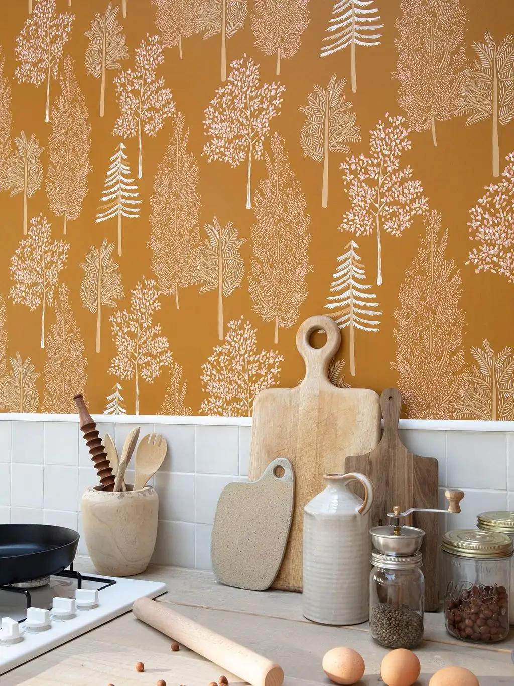 Tree House, col. 07 - Bäume - Gold - Hellbraun - Ocker - Rosa - Weiß - Caselio