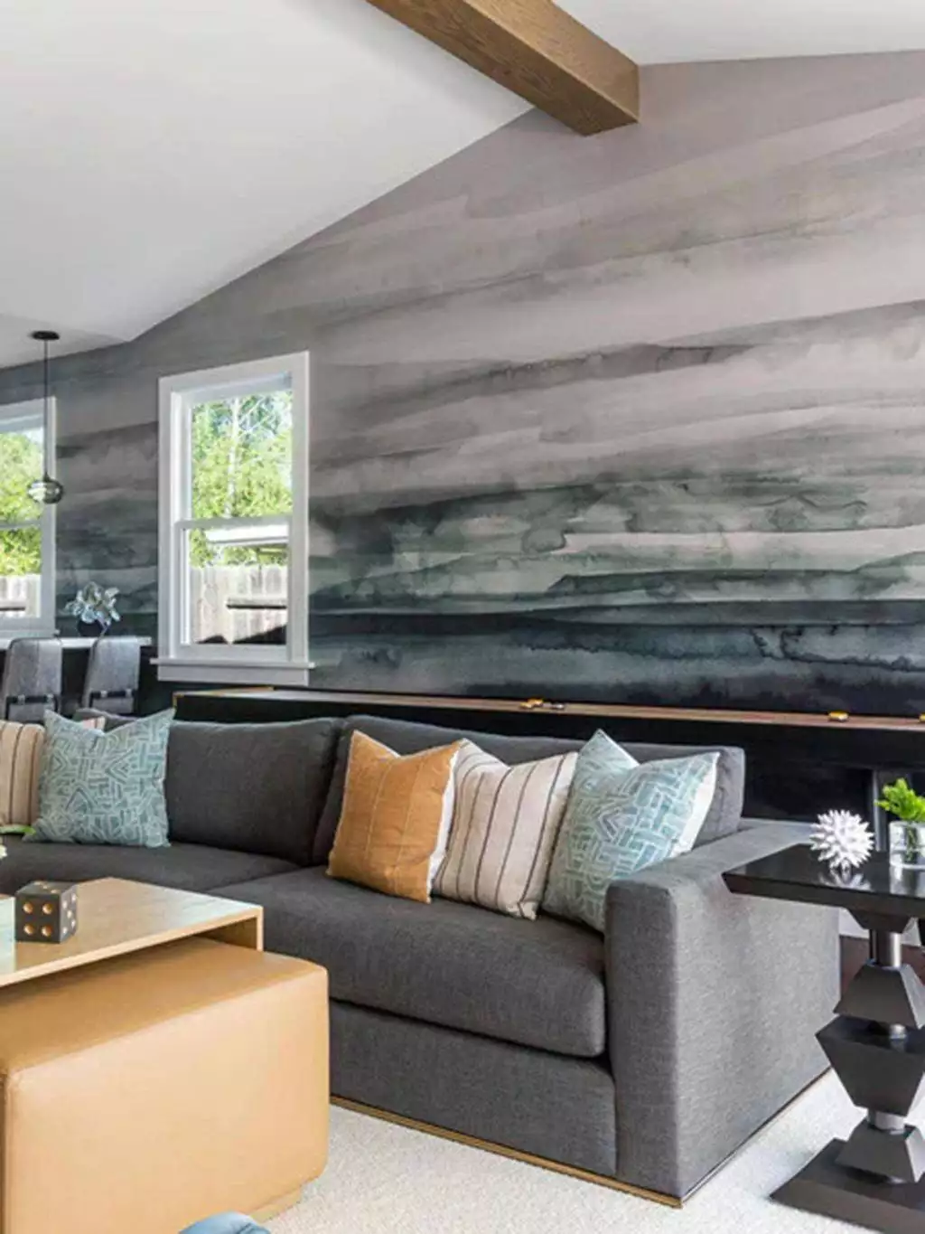 Sediment Wallpaper, col. Forest - Aquarell - Farbverlauf - Großmotiv - Moderne Muster - Perlmutt - Boudin blue - Grau - Emma Hayes