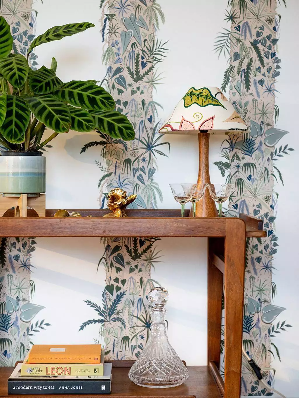 Monte Verde Wallpaper in Opalite Monte Verde Wallpaper in Opalite